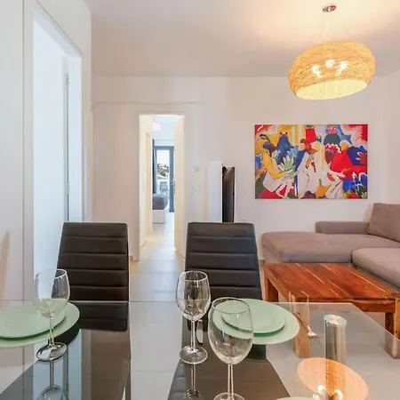 Mykonos Luxury With Jacuzzi Apartment Kalo Livadi