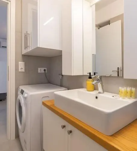 Mykonos Luxury With Jacuzzi Apartamento