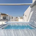 Mykonos Luxury With Jacuzzi דירה *